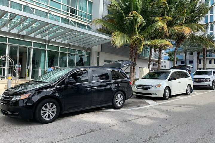 El Salvador Airport (SAL) to San Salvador or La Libertad hotels - Photo 1 of 12